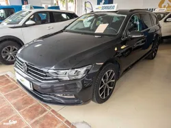 Gris Usado 2021 VW Passat Executive Familiar | 22.600 € (Un poco caro)