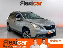 Gris / plata Usado 2018 Peugeot 2008 Style SUV | 10.990 € (Un poco caro)