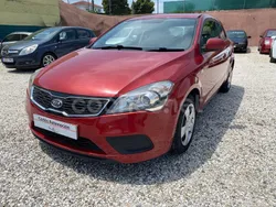 Granate Usado 2012 Kia ProCeed Plus Utilitario | 4600 € (Precio justo)