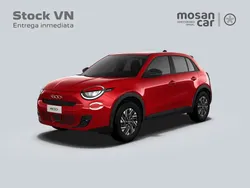 Rojo Nuevo 2025 Fiat 600 | 23.550 € (Precio justo)