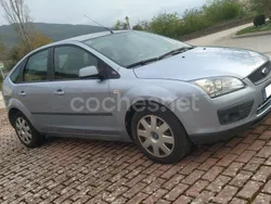 Azul Usado 2007 Ford Focus Trend Berlina | 3999 € (Precio justo)