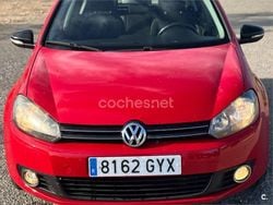 Rojo Usado 2010 VW Golf VI Advance Berlina | 6450 € (Super precio)
