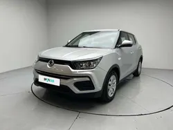 Gris Usado 2019 Ssangyong Tivoli SUV | 16.700 € (Caro)