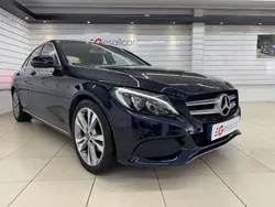Azul Usado 2018 Mercedes C220 Berlina | 21.995 € (Precio justo)