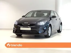 Negro Usado 2023 Kia Ceed Utilitario | 21.290 € (Caro)