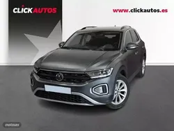 Gris Usado 2024 VW T-Roc Life SUV | 25.850 € (Precio justo)