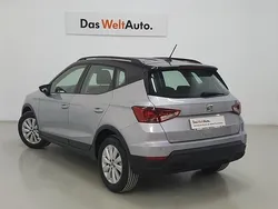 Gris plata Usado 2023 Seat Arona Style SUV | 18.500 € (Precio justo)