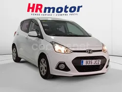 Blanco Usado 2015 Hyundai i10 Utilitario | 8240 € (Precio justo)