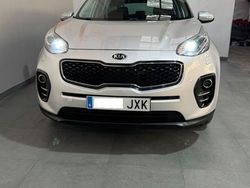 Plateado Usado 2017 Kia Sportage SUV | 17.990 € (Un poco caro)