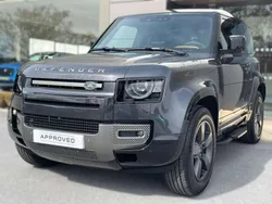 Gris Usado 2024 Land Rover Defender HSE Dynamic SUV | 83.900 € (Precio justo)
