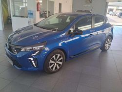 Azul Usado 2024 Mitsubishi Colt Familiar | 14.990 € (Precio justo)