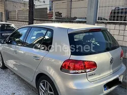 Gris / plata Usado 2012 VW Golf VII Advance Berlina | 8200 € (Precio justo)