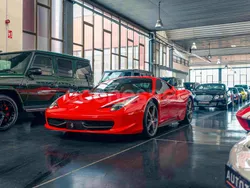 Rojo Usado 2011 Ferrari 458 Coupe | 258.000 € (Caro)