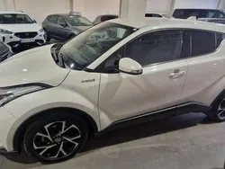 Blanco Usado 2020 Toyota C-HR Advance SUV | 21.995 € (Un poco caro)