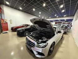 Gris Usado 2017 Mercedes E220 Familiar | 28.400 € (Caro)