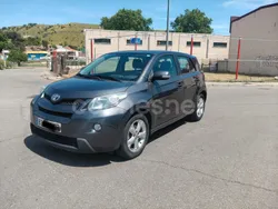 Gris / plata Usado 2009 Toyota Urban Cruiser Live SUV | 6499 €