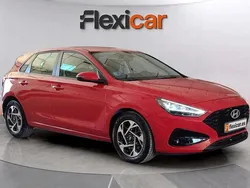 Rojo Usado 2024 Hyundai i30 Berlina | 17.390 € (Precio justo)