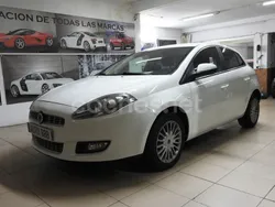 Blanco Usado 2011 Fiat Bravo Active Utilitario | 4499 € (Precio justo)