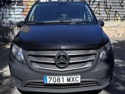 Negro Usado 2023 Mercedes Vito Monovolumen | 43.000 € (Un poco caro)