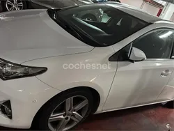 Blanco Usado 2014 Toyota Auris Advance Familiar | 9500 € (Precio justo)
