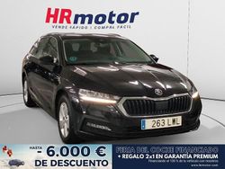 Negro Usado 2022 Skoda Octavia Ambition Familiar | 17.440 € (Precio justo)