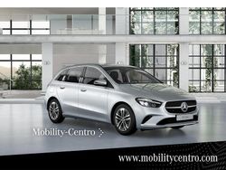 Gris Nuevo 2024 Mercedes B250e Monovolumen | 41.448 € (Precio justo)