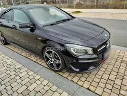 Violeta / lila Usado 2015 Mercedes CLA250 Berlina | 15.000 €