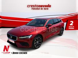 Rojo Usado 2022 Volvo V60 Momentum Familiar | 25.990 € (Precio justo)