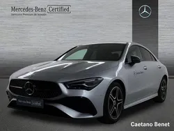 Gris / plateado Usado 2024 Mercedes CLA200 Coupe | 38.900 € (Precio justo)