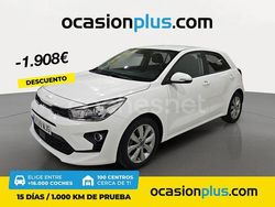 Blanco Usado 2023 Kia Rio Berlina | 15.490 € (Precio justo)