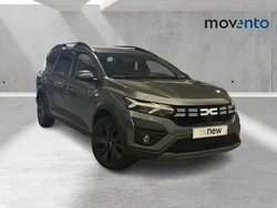 Gris / plata Usado 2024 Dacia Jogger Expression Familiar | 23.500 € (Buen precio)