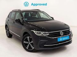 Negro Usado 2024 VW Tiguan Life SUV | 36.450 € (Precio justo)