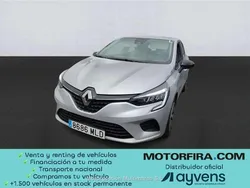 Gris Usado 2023 Renault Clio V Equilibre Utilitario | 14.000 € (Precio justo)
