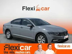 Gris Usado 2022 VW Passat Business Berlina | 18.990 € (Super precio)