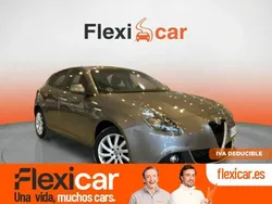 Gris Usado 2020 Alfa Romeo Giulietta Super Utilitario | 14.490 € (Precio justo)