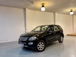 Negro Usado 2006 Mercedes ML320 SUV | 9800 € (Buen precio)