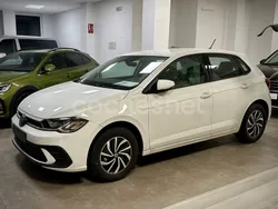 Blanco Nuevo 2025 VW Polo Berlina | 20.900 € (Precio justo)