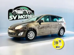 Marrón Usado 2009 Renault Grand Scénic III Dynamique Monovolumen | 4990 € (Precio justo)