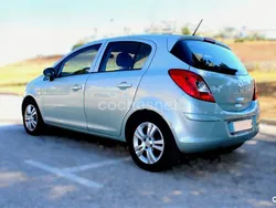 Gris / plata Usado 2009 Opel Corsa Berlina | 4950 € (Precio justo)