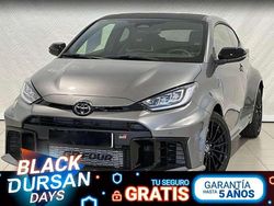 Gris / plata Usado 2024 Toyota Yaris Berlina | 52.499 €