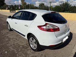 Blanco Usado 2011 Renault Mégane Dynamique Berlina | 5999 € (Precio justo)