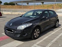 Negro Usado 2010 Renault Mégane III Authentique Berlina | 2900 € (Precio justo)