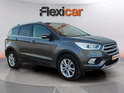Gris Usado 2018 Ford Kuga Titanium SUV | 14.090 € (Precio justo)