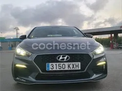 Gris / plata Usado 2019 Hyundai i30 Berlina | 18.250 € (Precio justo)