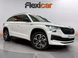 Blanco Usado 2023 Skoda Kodiaq SportLine SUV | 31.990 €