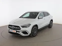 Blanco Usado 2024 Mercedes GLA200 AMG line SUV | 44.199 € (Un poco caro)