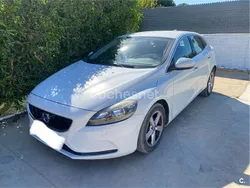 Blanco Usado 2016 Volvo V40 Momentum Familiar | 12.000 € (Precio justo)