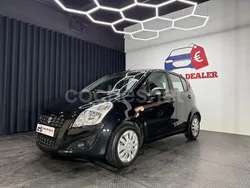 Negro Usado 2012 Suzuki Splash GLS Utilitario | 7490 €