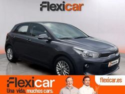 Gris / plata Usado 2017 Kia Rio Berlina | 11.490 € (Precio justo)