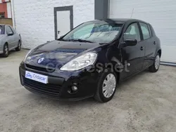 Negro Usado 2010 Renault Clio II Expression Berlina | 5500 € (Precio justo)